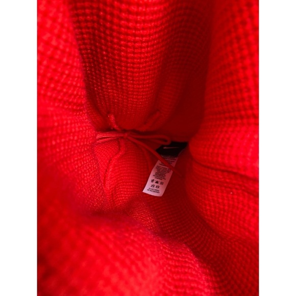 Nike Ohio State Buckeyes Knit Beanie W removable Pom Pom - Picture 2 of 3